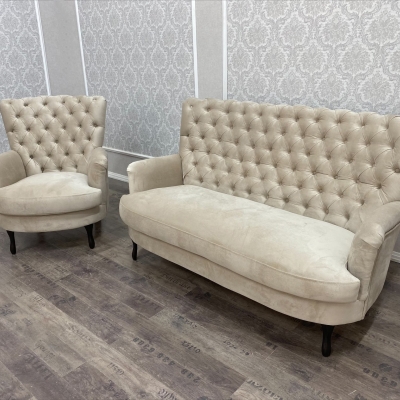 CANAPEA "NR1" cu nasturi adanci